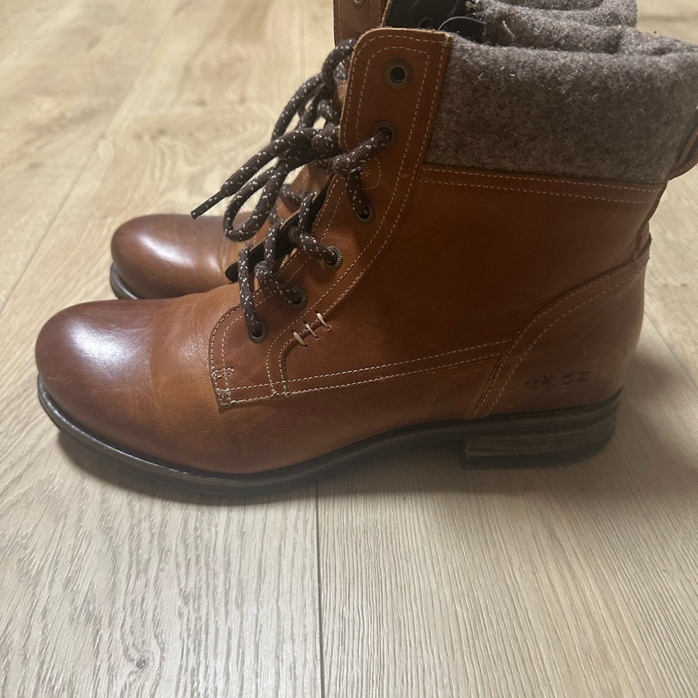 Taos Footwear Brown Leather Women's Heeled Lace-Up Boots